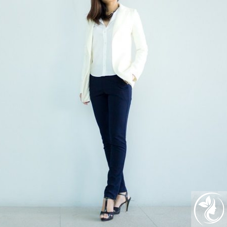 骨盤の歪みが顔のたるみや歪みを生む仕組みを整え、骨盤から小顔をつくる足立区梅島AloHaの美容整体